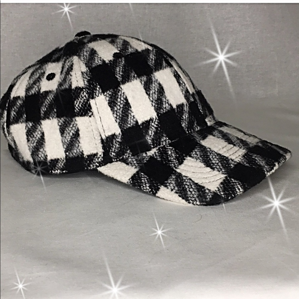 FREE PRESS Black & White Flannel Check Trucker Hat